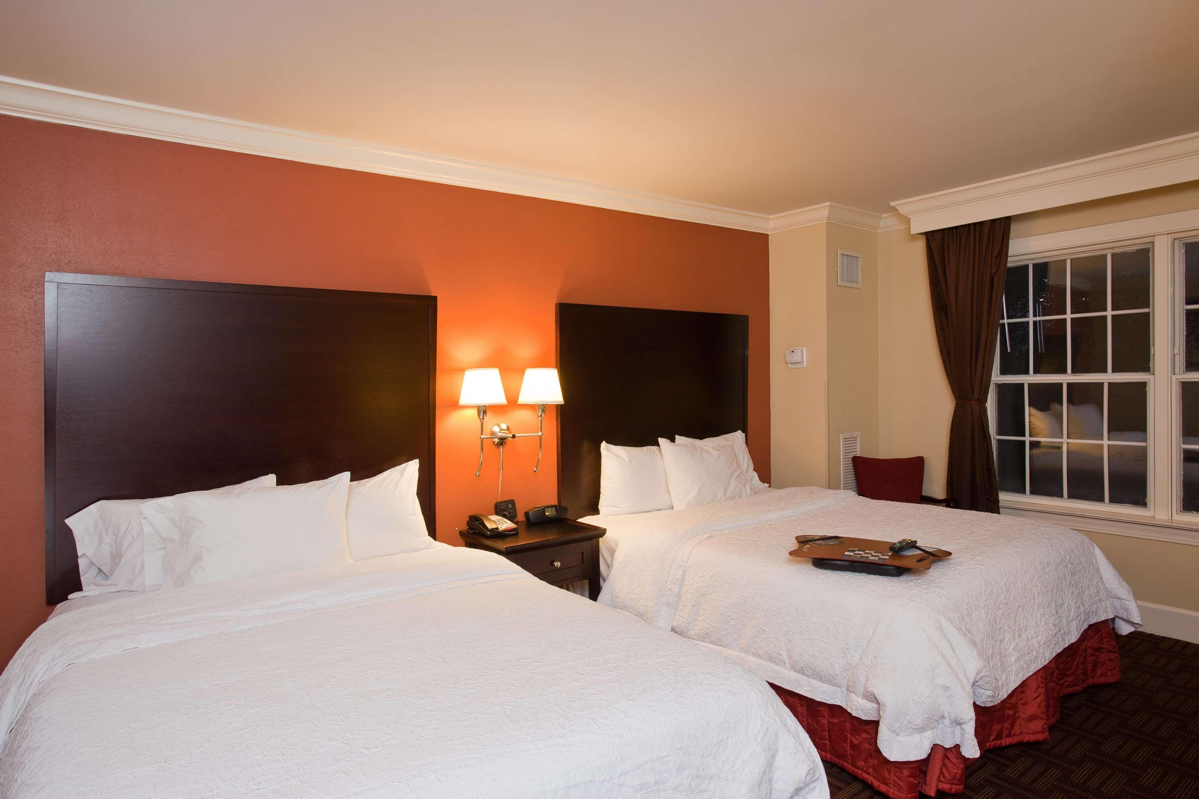 Hampton Inn & Suites Stamford Ngoại thất bức ảnh