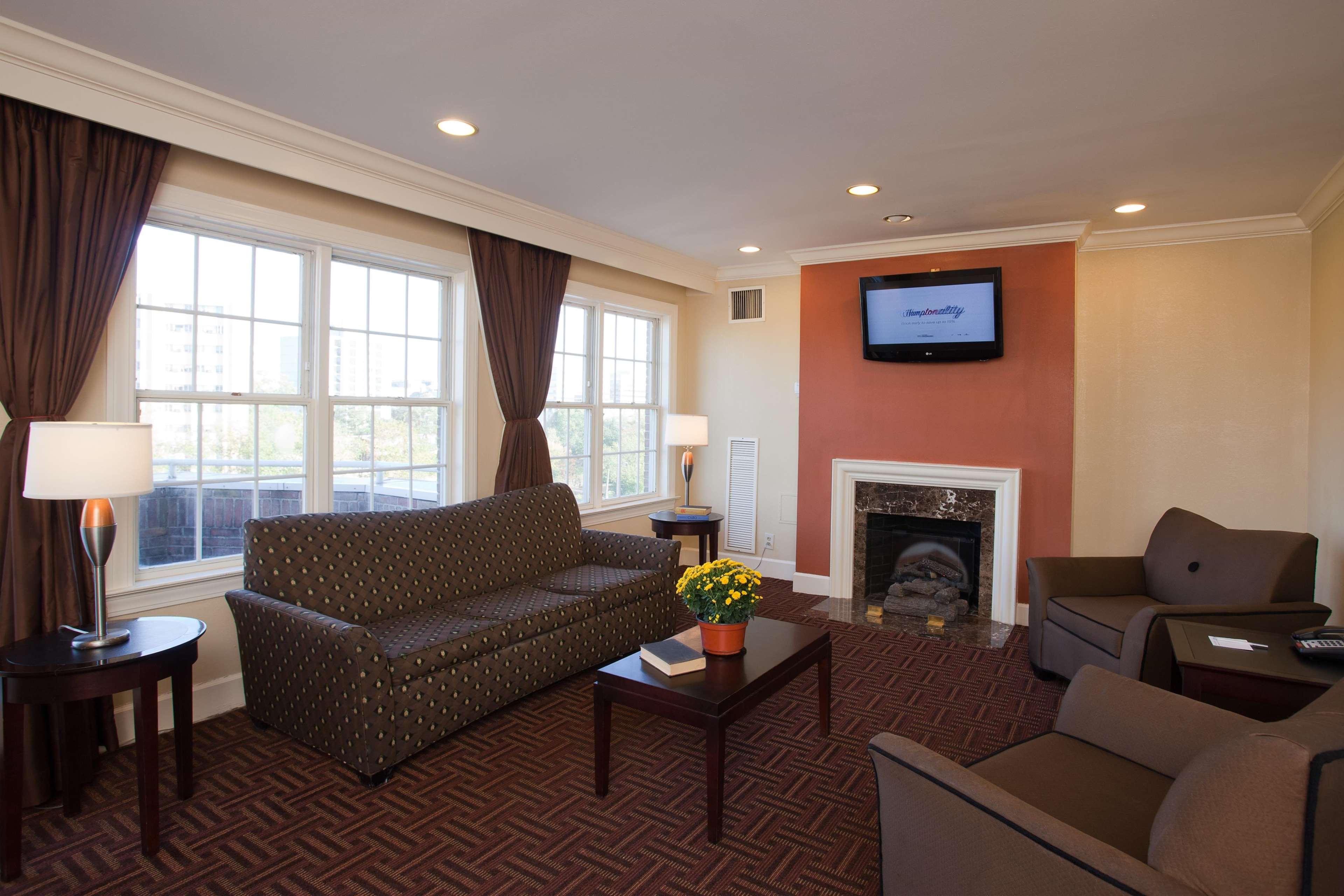 Hampton Inn & Suites Stamford Ngoại thất bức ảnh