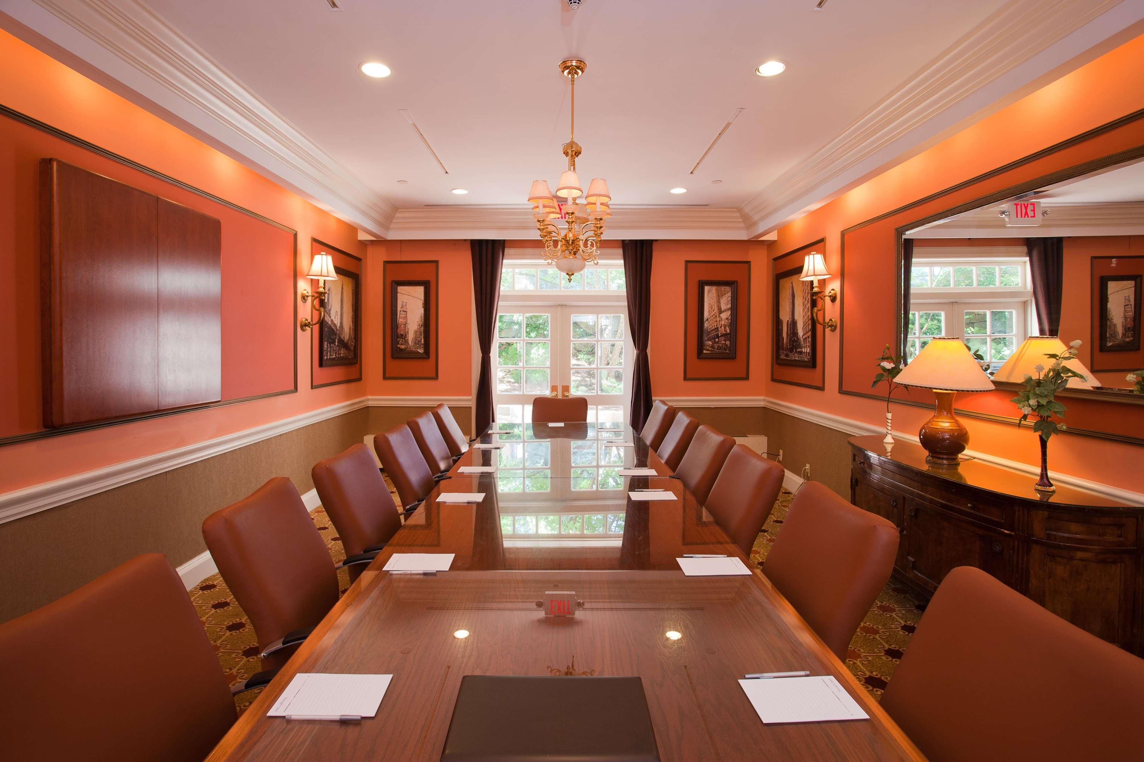 Hampton Inn & Suites Stamford Ngoại thất bức ảnh