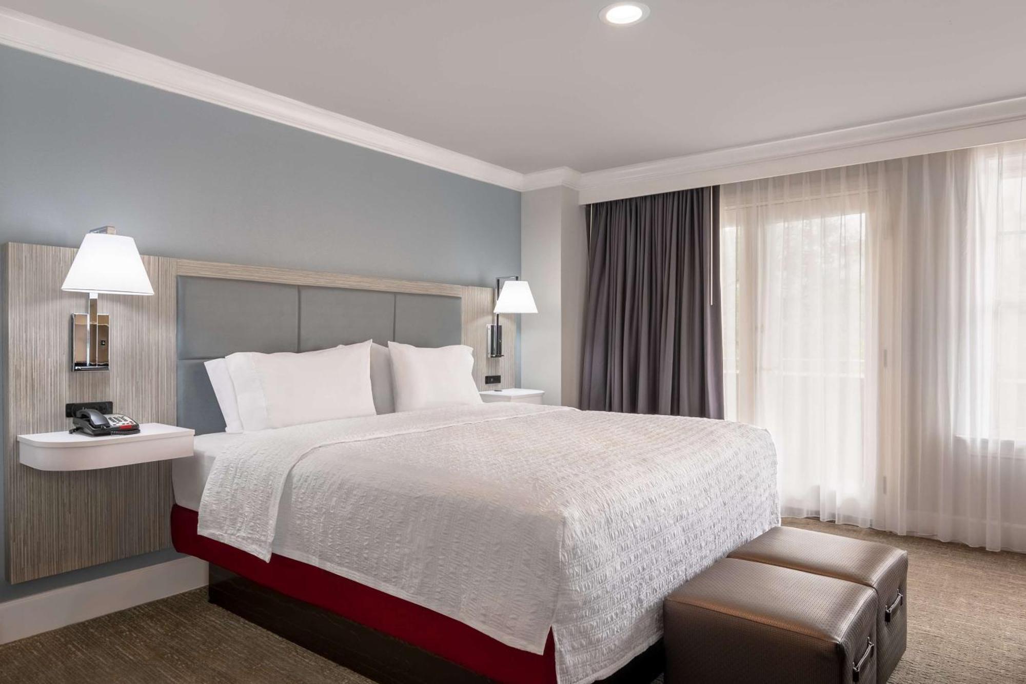 Hampton Inn & Suites Stamford Ngoại thất bức ảnh