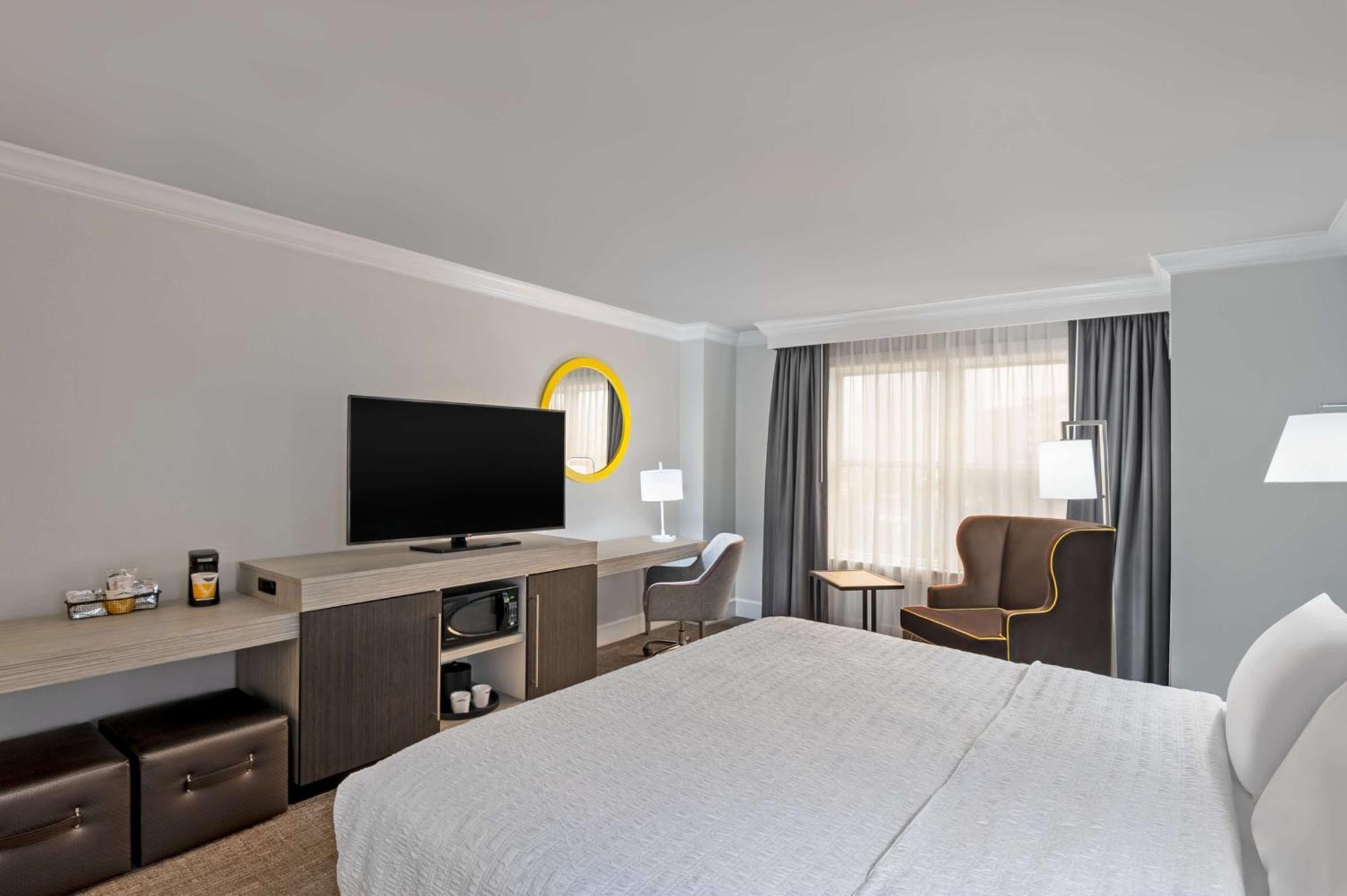 Hampton Inn & Suites Stamford Ngoại thất bức ảnh